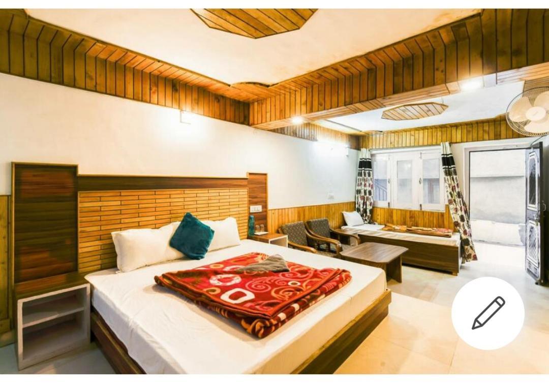 Tirthan Crest Homestay Banjār Exterior foto